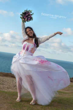 La mariée heureuse – mariée rose camaieu – Fabienne Dimanov Mariage