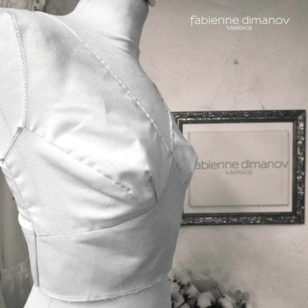 TOILE - création d'une robe sur mesure - Fabienne Dimanov Mariage